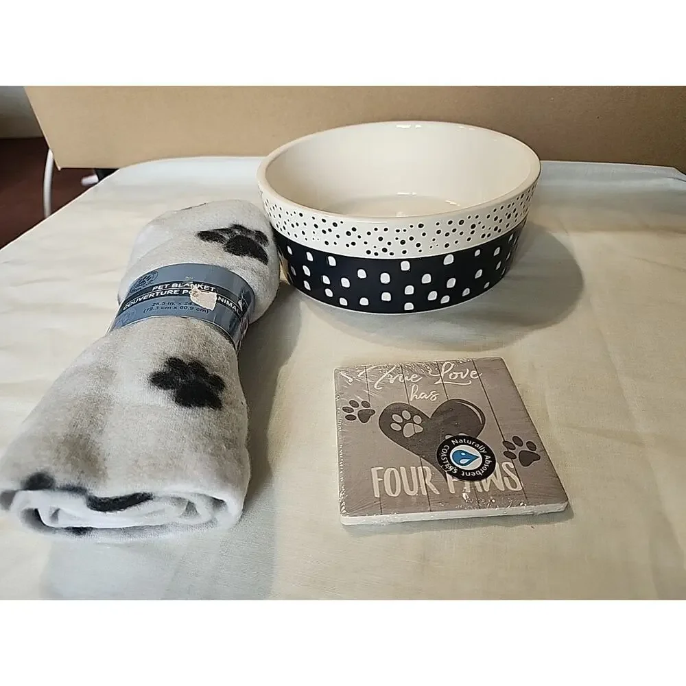 Boots & Barkley Pet Bowl 6 cups/48 oz Blue & White With Blanket & Magnet